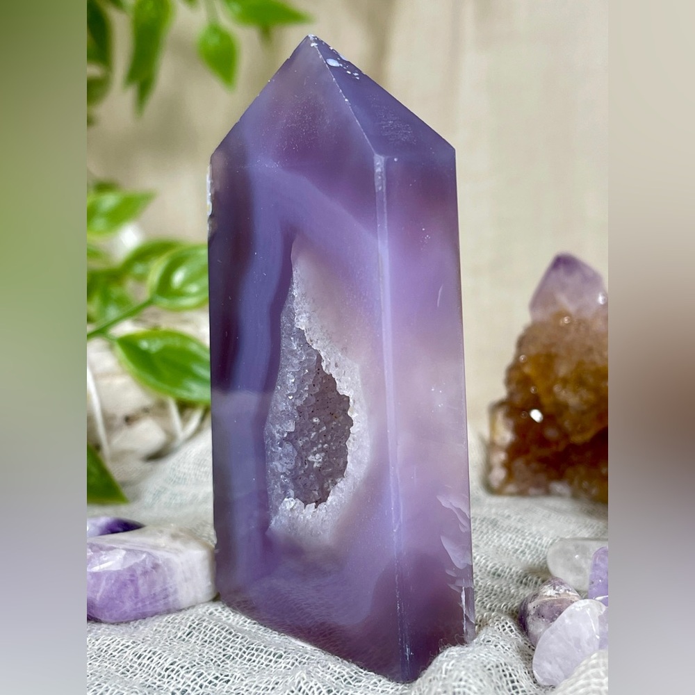 1734 Purple Agate Crystal Tower with Large Druzy Cave - Picture 7 of 11
